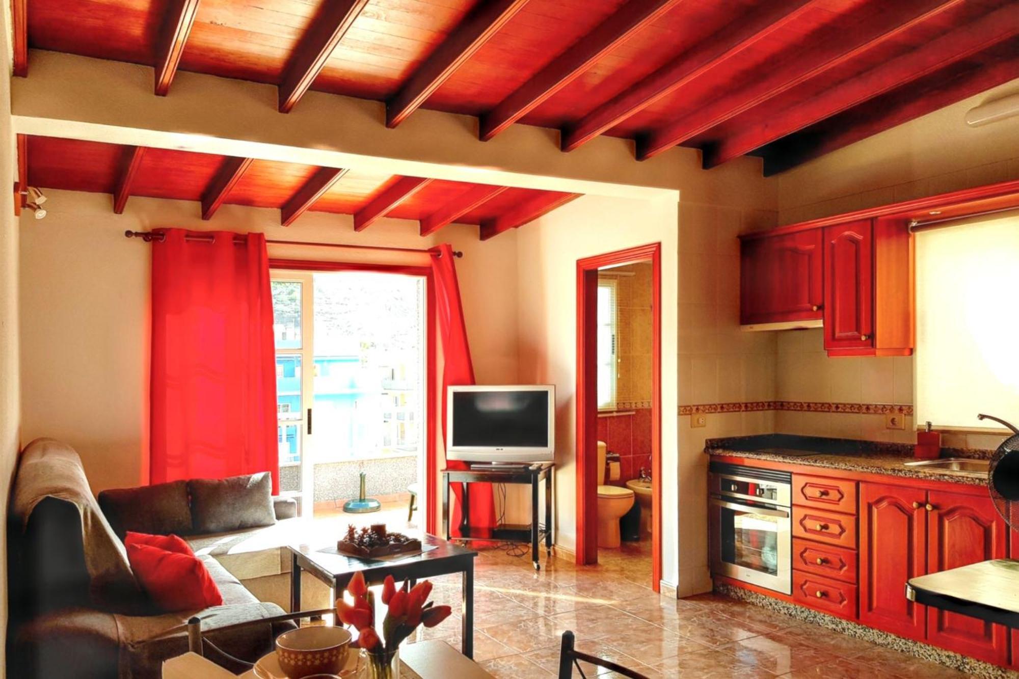 Modern Apartment In Puerto De Santiago - 65 Sqm - Mountain View Bagian luar foto