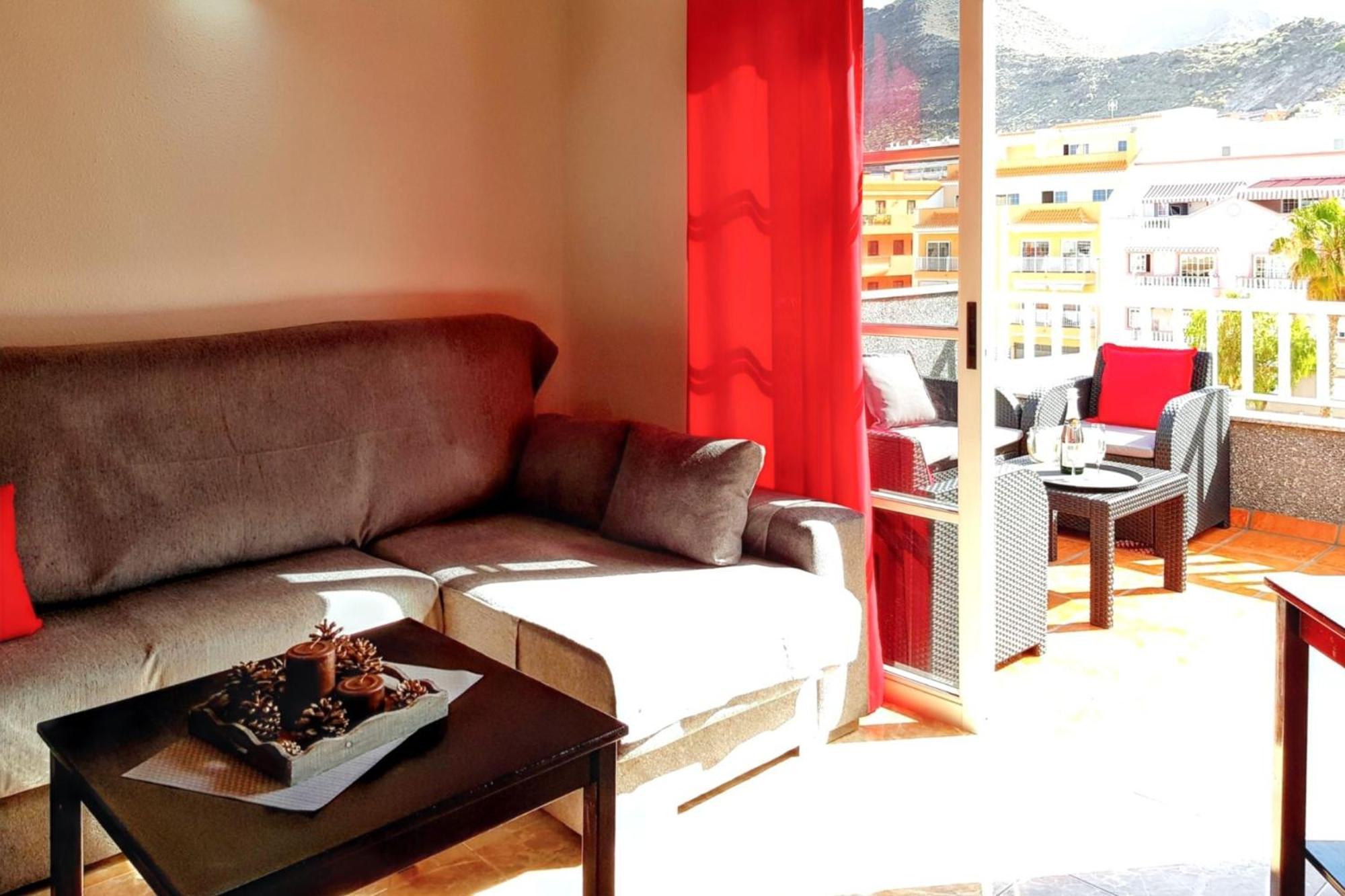 Modern Apartment In Puerto De Santiago - 65 Sqm - Mountain View Bagian luar foto